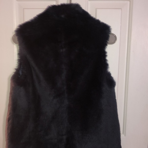 J crew 🍃🍂🌻 navy blue 🪻 XXS FAUX FUR VEST - Picture 7 of 7